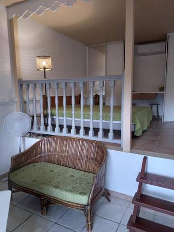 Gîte pour 2 personnes, avec terrasse dans Plage de l'Autre Bord