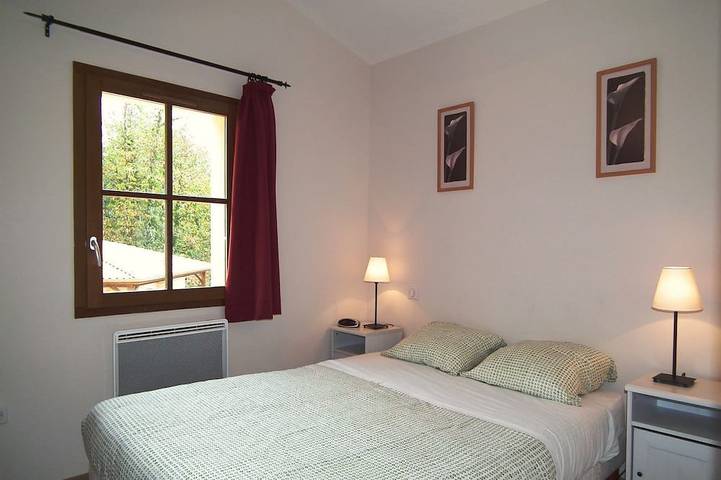 Location de vacances pour 8 personnes, avec sauna et jacuzzi ainsi que piscine et jardin à Gavaudun - 2