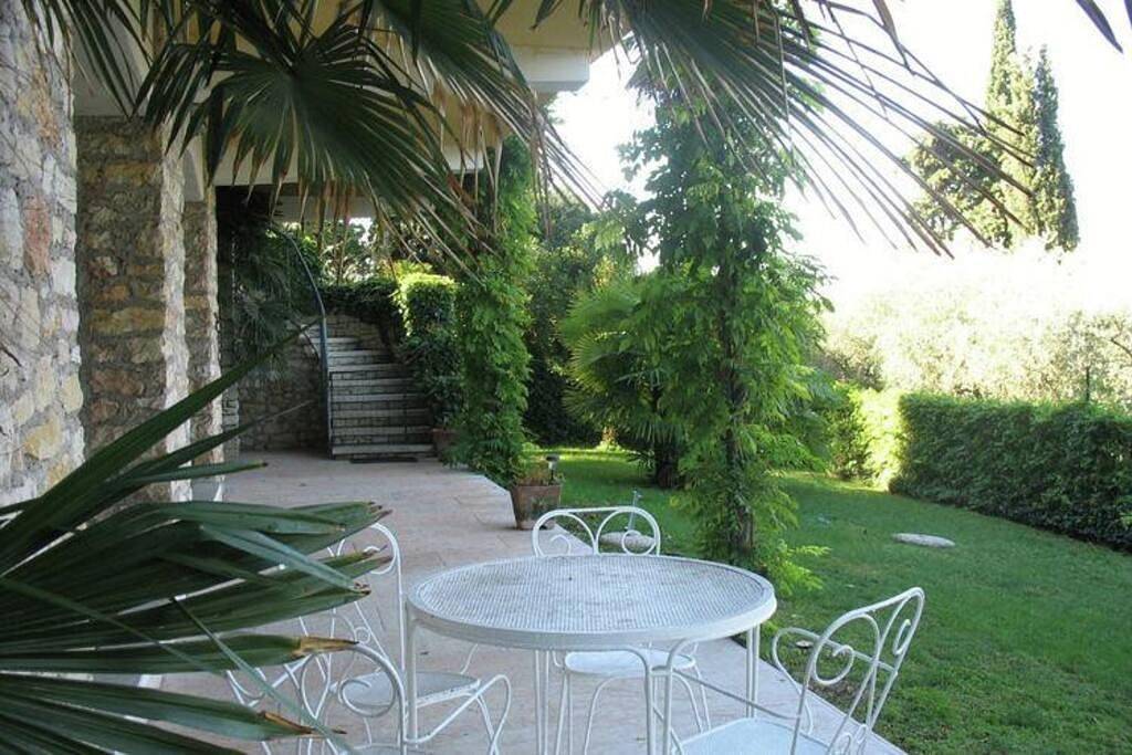 Ganze Wohnung, Villa Patrizia in Torri del Benaco, Gardasee-Berge