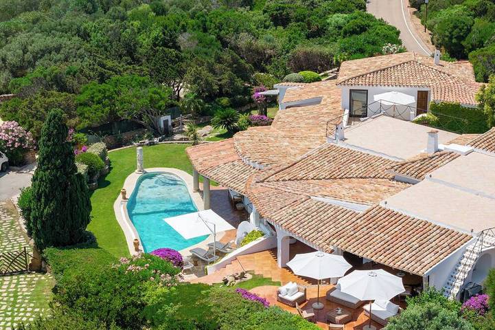 Villa pour 16 personnes, avec jardin et terrasse à Porto Cervo - 4