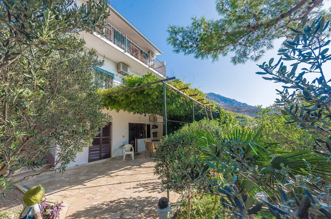 Ganze Wohnung, Ferienwohnung Vukovarac A1 Gore
 in Lokva Rogoznica, Split-Dalmatien