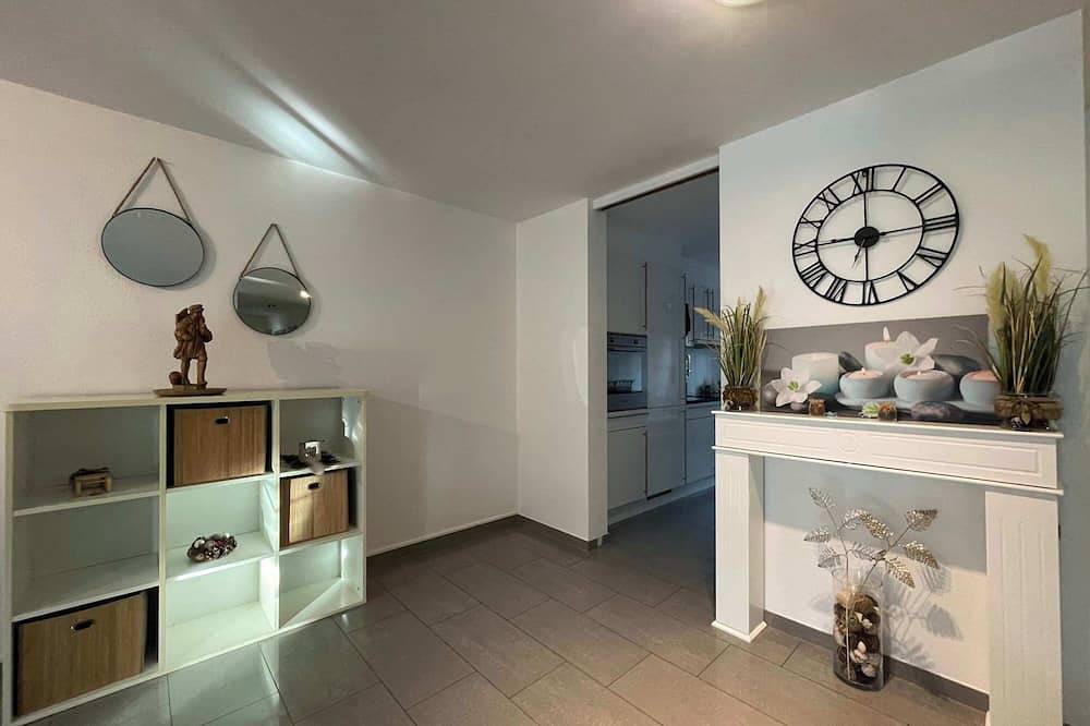 Ganze Wohnung, Modern 3 bedroom apartment near Isb and Basel in Reinach (BL), Region Basel RDK