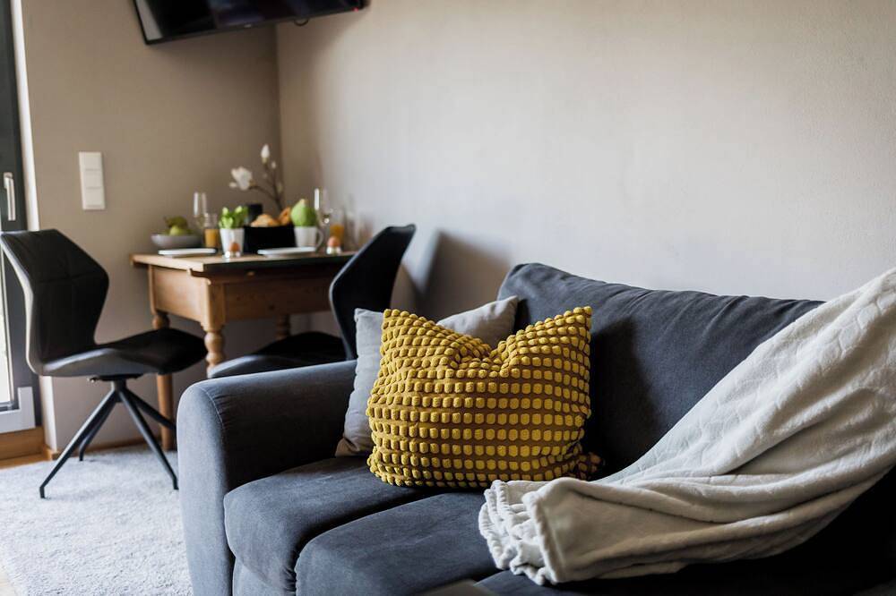Ganze Wohnung, Ferienwohnung 35qm mit Terrasse in Tirschenreuth, Ostbayern