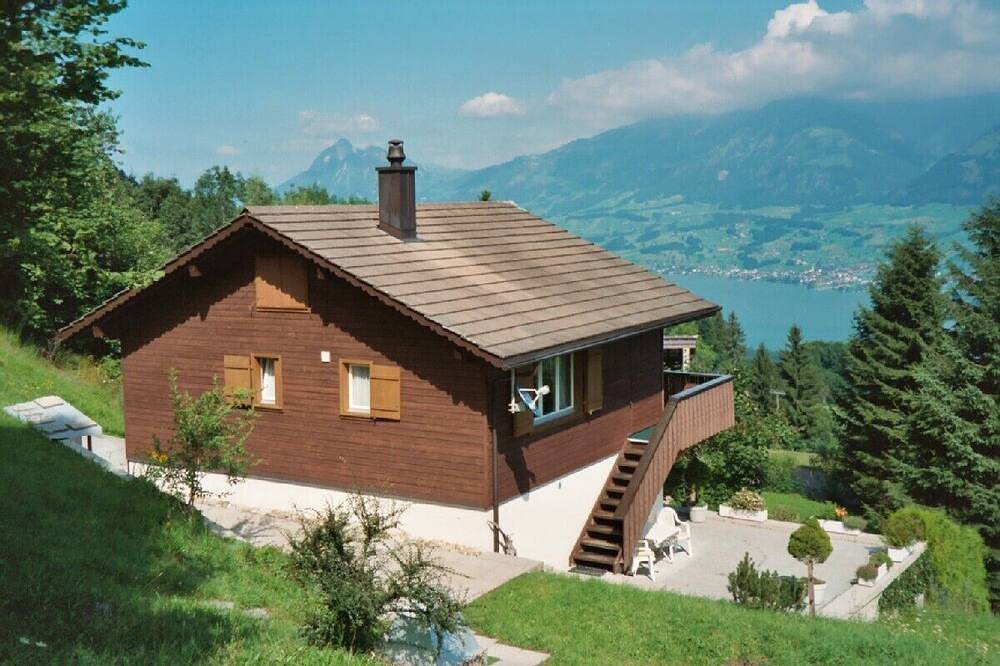 Ferienhaus in  Giswil Sarnen, an ruhiger und sonniger Lage   max. 2-4 Personen in Giswil, Obwalden