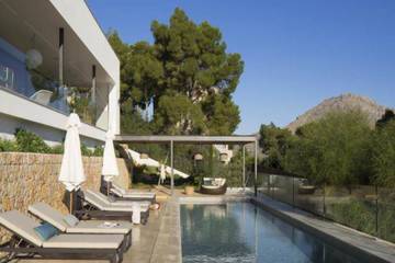 Villa in Playa del Port de Pollença, Pollença für 12 