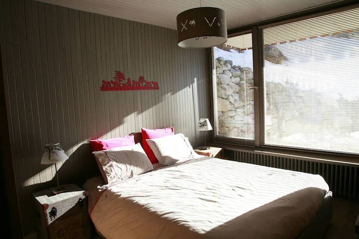 Gîte pour 4 personnes, avec terrasse et jardin dans Office De Tourisme De Tignes Le Lac - 2