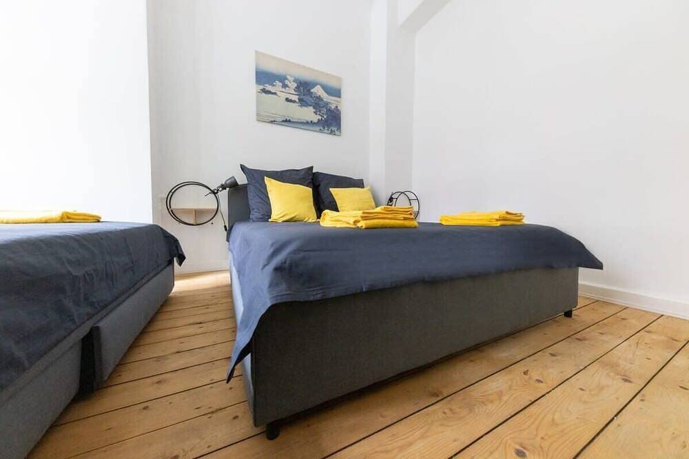 Ganze Wohnung, Großzügiges Apartment für 10 Personen in Barmbek Hamburg, Hamburg