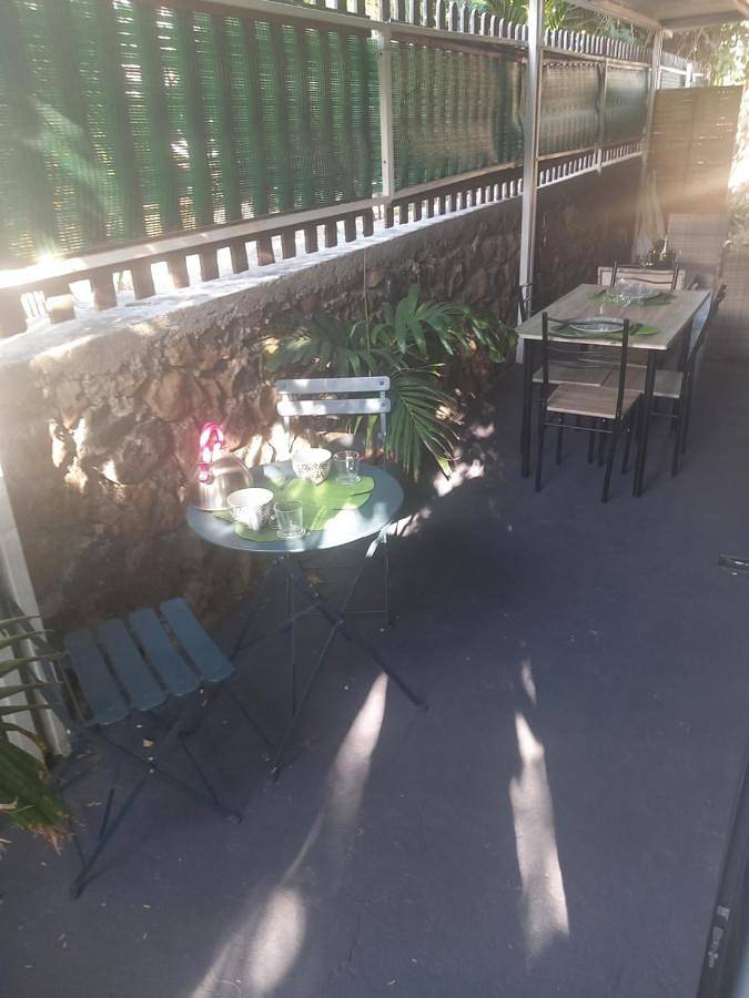 Gîte pour 4 personnes, avec jardin et jacuzzi à La Saline les Bains - 2