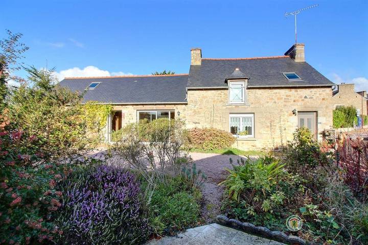 Gîte pour 6 personnes, avec jardin et terrasse à Planguenoual - 2