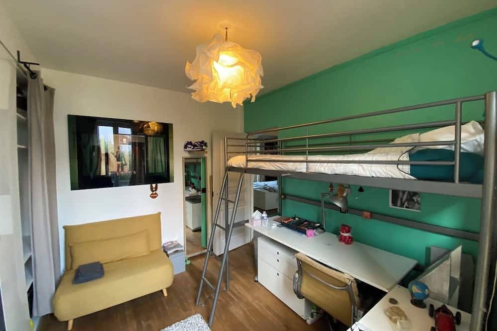 Family home just a stone's throw from Paris, with a garden and a hammam in Bois-Colombes, Altos del Sena