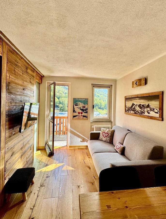 Gîte pour 2 personnes, avec vue ainsi que sauna et balcon dans Pré-Saint-Didier