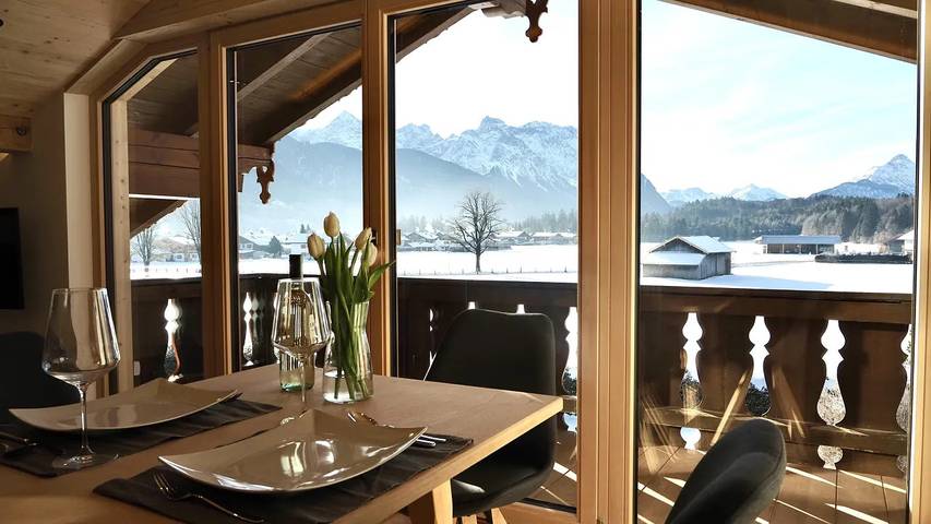 Ferienwohnung für 4 Personen, mit Balkon in Krün
