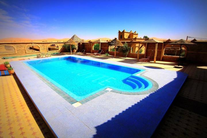 Riad pour 5 personnes, avec piscine ainsi que vue et jardin, animaux acceptés