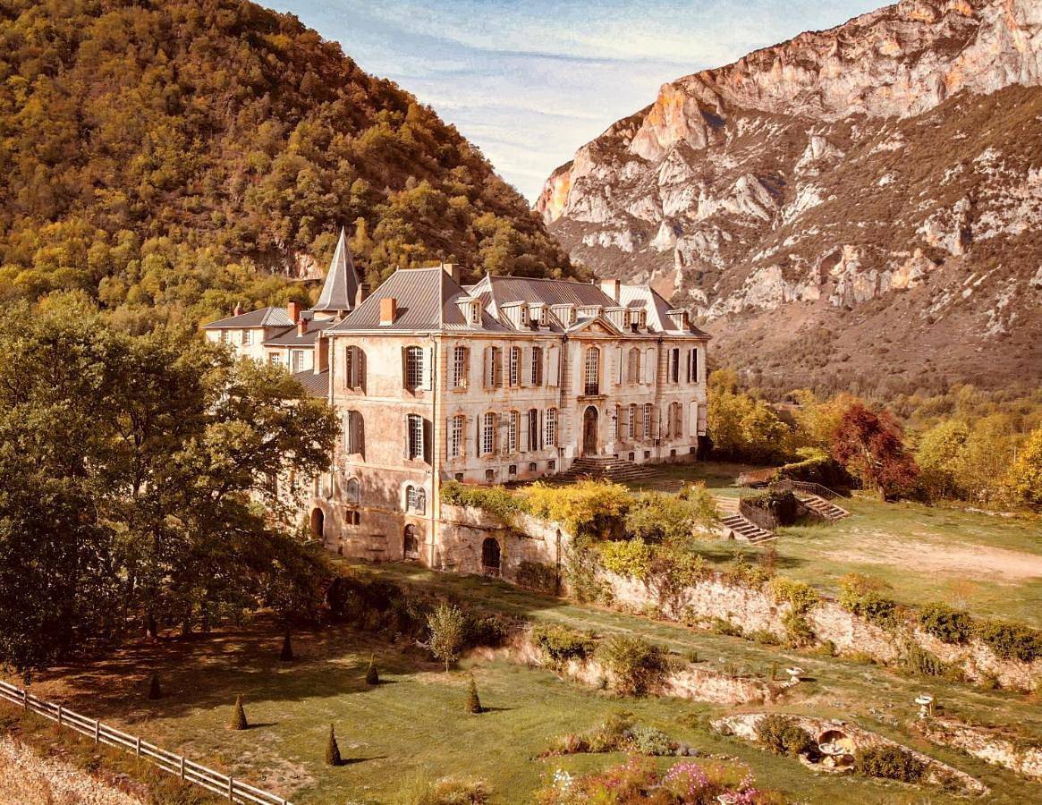 Chateau de Gudanes in Château-Verdun (Ariège), Pyrénées