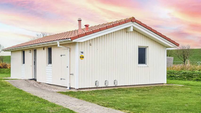 Ferienhaus für 5 Personen, mit Terrasse und Sauna in Friedrichskoog