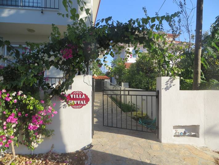 Villa für 10 Personen, mit Pool und Garten sowie Terrasse - 1