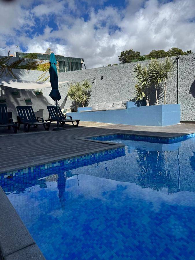BnB für 2 Personen, mit Ausblick und Garten sowie Pool auf Madeira