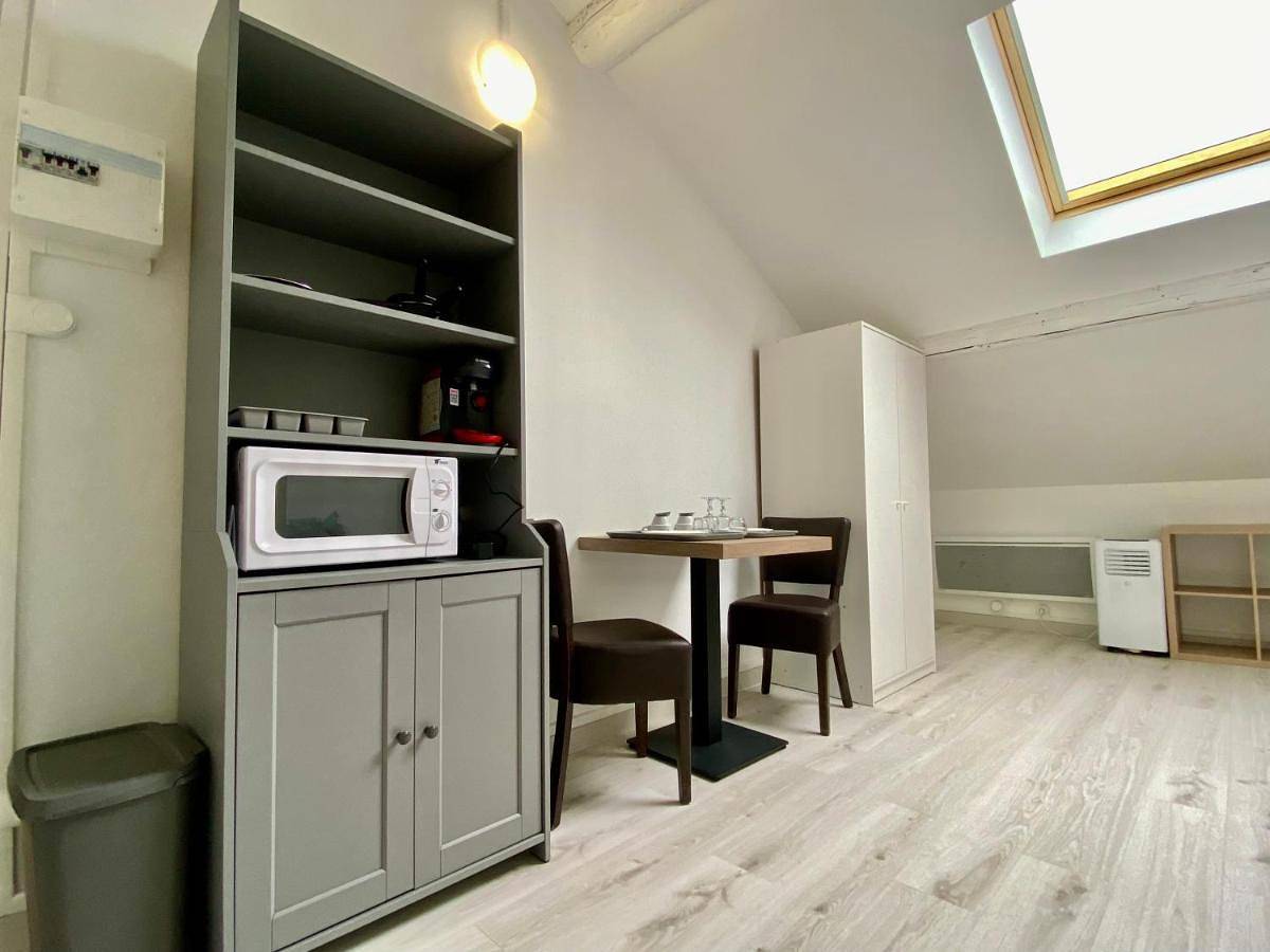 Appartement entier, Studio 204 Immeuble Persévérance in Conflans-en-Jarnisy, Meurthe-et-Moselle