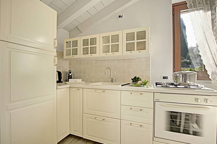 Bauernhof für 4 Personen, mit Seeblick und Balkon sowie Pool, kinderfreundlich am Gardasee - 4