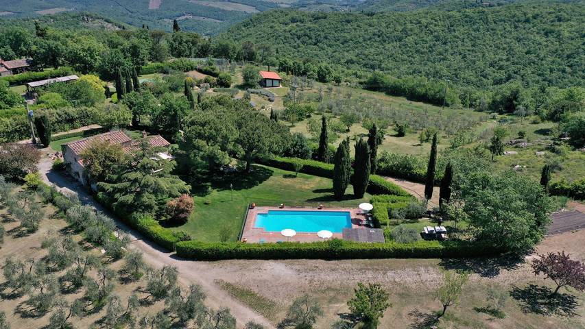 Villa für 6 Personen, mit Terrasse und Garten in Radda in Chianti