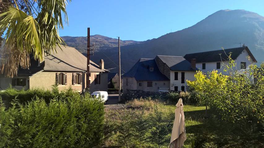 Appartement de vacances pour 5 personnes, avec terrasse et jardin dans les Hautes-Pyrénées - 2