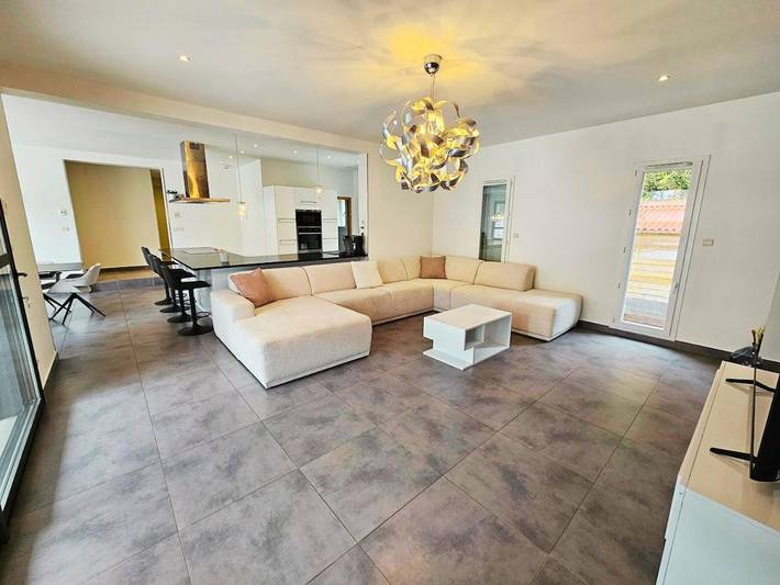 Villa pour 8 personnes, avec jardin et piscine à Avignon - 4