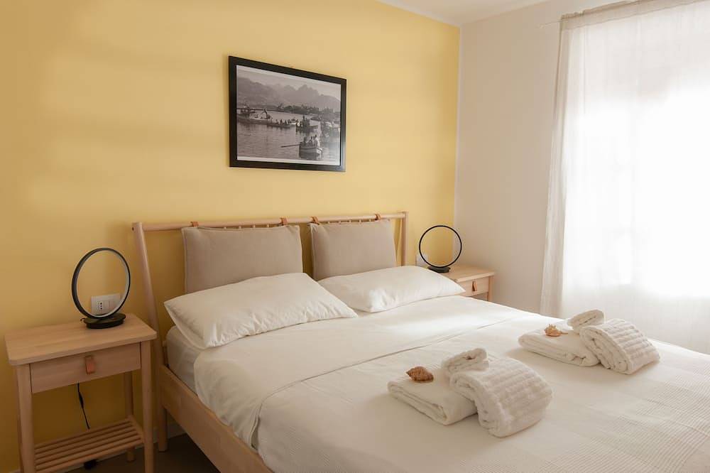 Ganze Wohnung, Major Sisters, Lugano lake view apartment in Porto Ceresio, Luganer See (Lombardei)