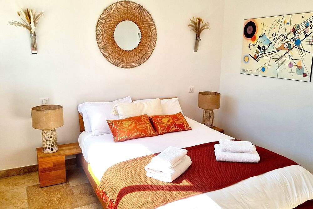 Grande Villa Vue Imprenable 1,5km Plage & Centre Ville Proche Saint Tropez in Sainte-Maxime, Région de Draguignan
