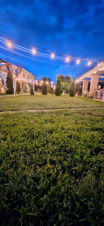 Gîte pour 2 personnes, avec vue ainsi que jardin et terrasse dans Giurgiu - 2