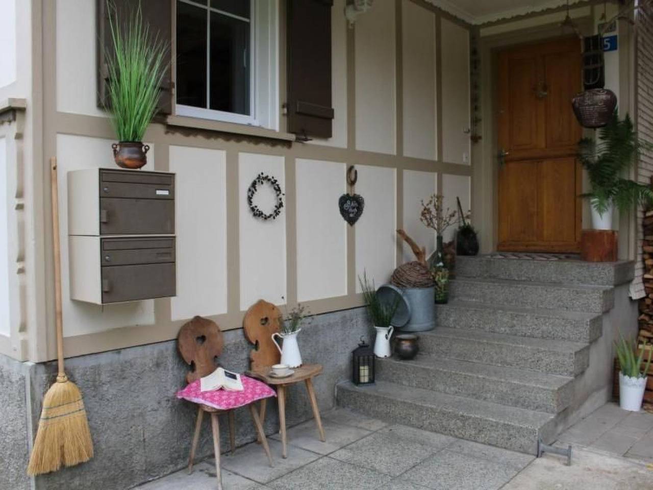 Ganze Wohnung, Verschlafen... in sanfte Hügel eingebettet. in Hemberg, Zürich Voralpen