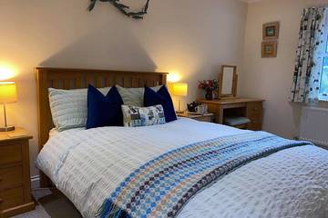 Cottage for 4 People in Solva, Pembrokeshire, Photo 1