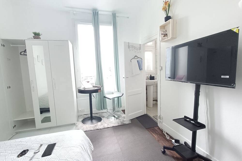 Entire apartment, Cozy Life with Wifi in Colombes in Colombes, Hauts-de-Seine