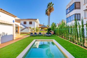 Villa in Alcúdia, Mallorca Norden für 8 
