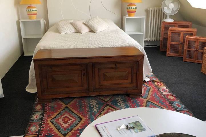 Location de vacances pour 5 personnes, avec piscine à Dureil - 2