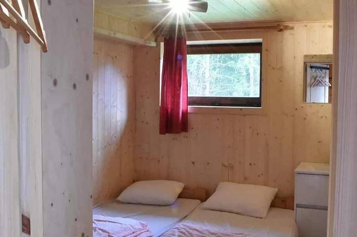 Geräumiges Chalet mit 8 Schlafzimmern in Barvaux-sur-Ourthe, Durbuy