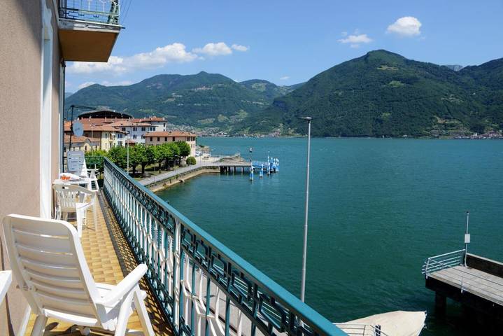 Appartamento per 8 persone, con Balcone e Terrazza nonché Vista lago e Panorama a Castro