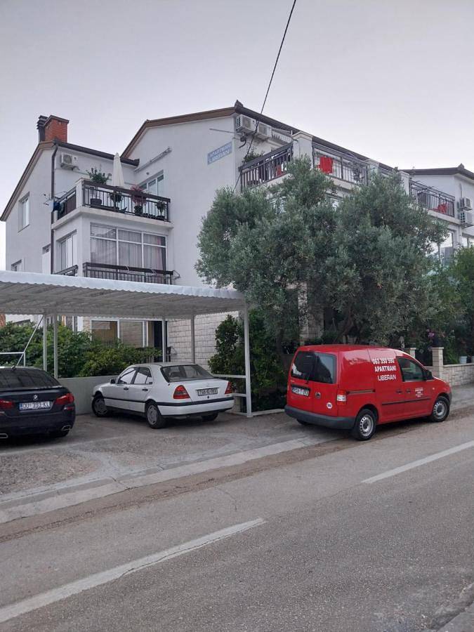 Appart’hôtel pour 5 personnes, avec terrasse et vue