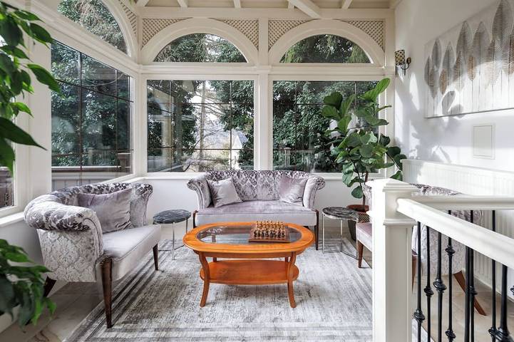 Villa for 23 people, with pets in Budapest