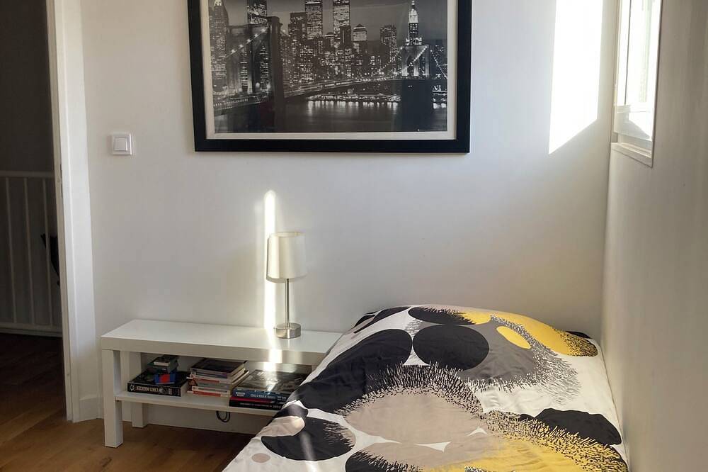 Entire apartment, Duplex de 100m2 Proche de Paris. Idéal Pour Disney et Jo 2024 in Champigny-sur-Marne, Val-de-Marne