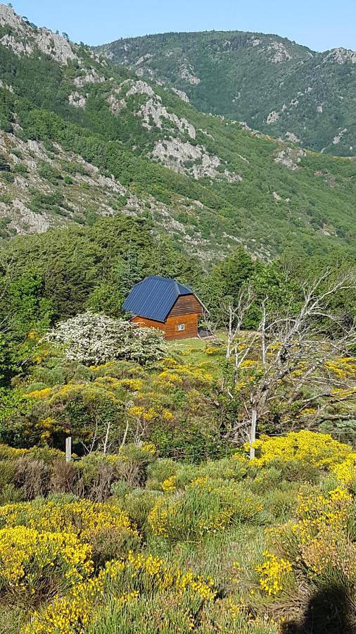Gîte pour 2 personnes, avec terrasse et vue à Saint-Julien (Hérault)