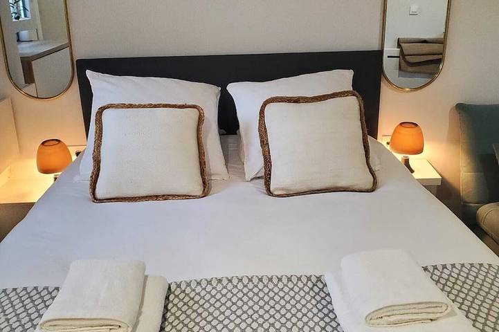 Gîte pour 4 personnes, avec jardin ainsi que sauna et terrasse à Poisy - 2