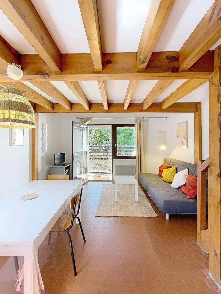 Location de vacances pour 5 personnes, avec jardin dans Golf de la Méjanne - 2