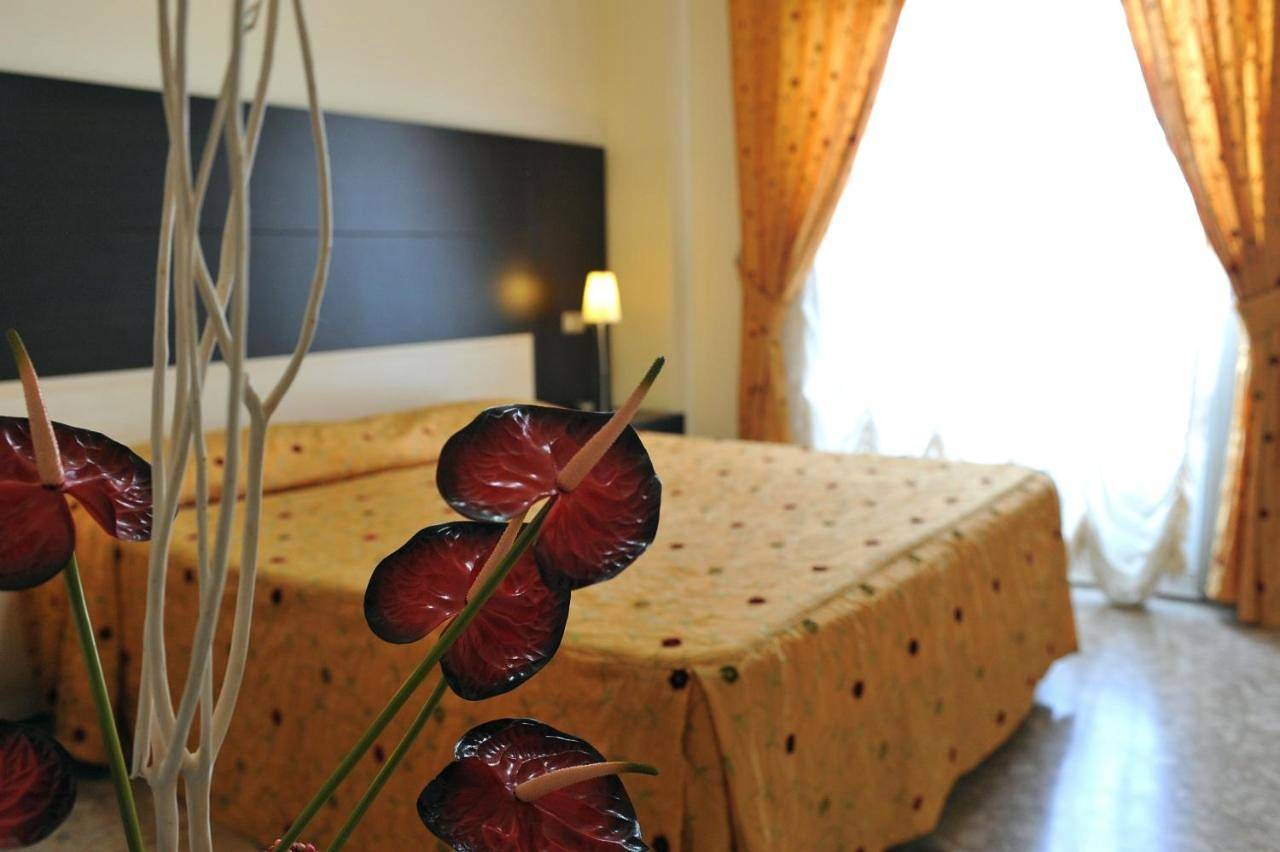 Double/Twin Room with Sea View in Mola di Bari, Provincia di Bari