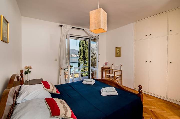 Villa de luxe en bord de mer, à Njivice, Montenegro. in Sutorina, Bay of Kotor
