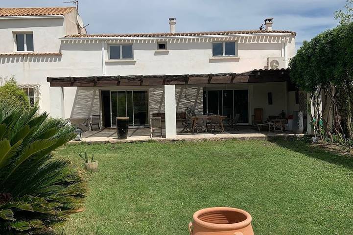Ferienhaus für 8 Personen, mit Pool, mit Haustier in Sete