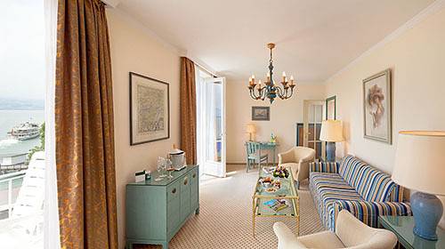 Hotel Bad Schachen - Doppelzimmer Seeseite mit Wc und Bad und Balkon in Bad Schachen, Lindau