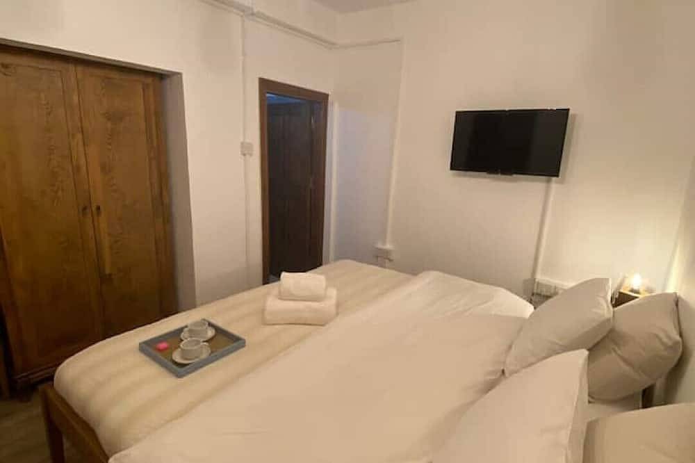 Lenta - Old Town Ensuite w/ Free Wifi in Famagusta, Northern Cyprus