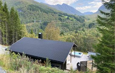 Ferienhaus für 6 Personen, mit Terrasse und Garten sowie Ausblick, kinderfreundlich in Møre og Romsdal