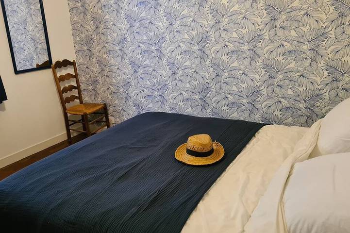 Location de vacances pour 8 personnes, avec terrasse et jardin à Gueures - 2