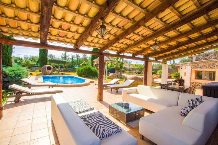 Ganze Ferienwohnung, Wunderschöne Villa mit Pool in Sencelles, Mallorca Inselmitte